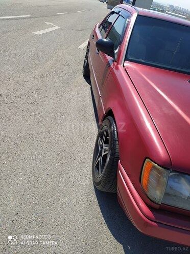 Mercedes E 250 1992, 358,041 km - 2.5 l - Bakı
