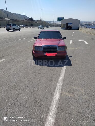 Mercedes E 250 1992, 358,041 km - 2.5 l - Bakı