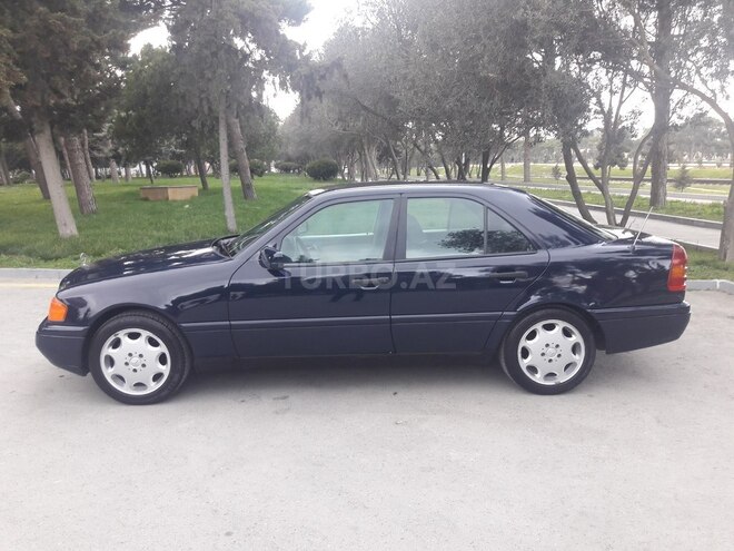 Mercedes C 180 1995, 290,000 km - 1.8 l - Bakı