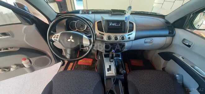 Mitsubishi L200 2013, 209,000 km - 2.5 l - Bakı