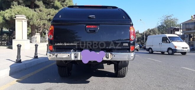 Mitsubishi L200 2013, 209,000 km - 2.5 l - Bakı