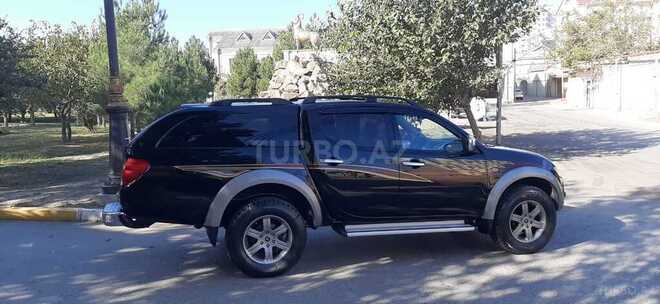 Mitsubishi L200 2013, 209,000 km - 2.5 l - Bakı
