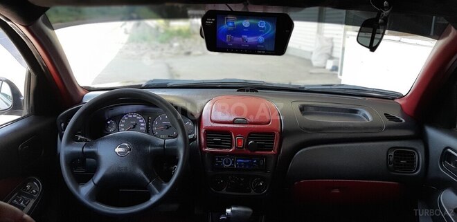 Nissan Sunny 2003, 272,000 km - 1.3 л - Bakı