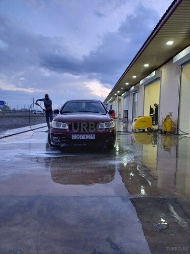 Nissan Sunny 2003, 272,000 km - 1.3 л - Bakı