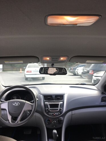 Hyundai Accent 2015, 97,000 km - 1.6 l - Bakı
