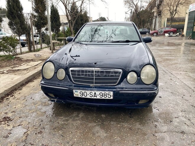 Mercedes E 240 2000, 435,000 km - 2.6 l - Bakı