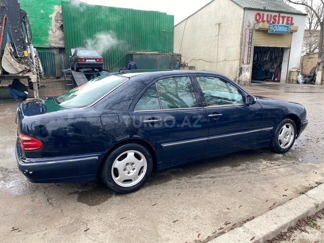 Mercedes E 240 2000, 435,000 km - 2.6 l - Bakı