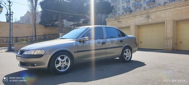 Opel Vectra 1996, 365,000 km - 1.6 l - Bakı