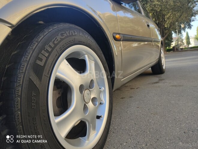 Opel Vectra 1996, 365,000 km - 1.6 l - Bakı