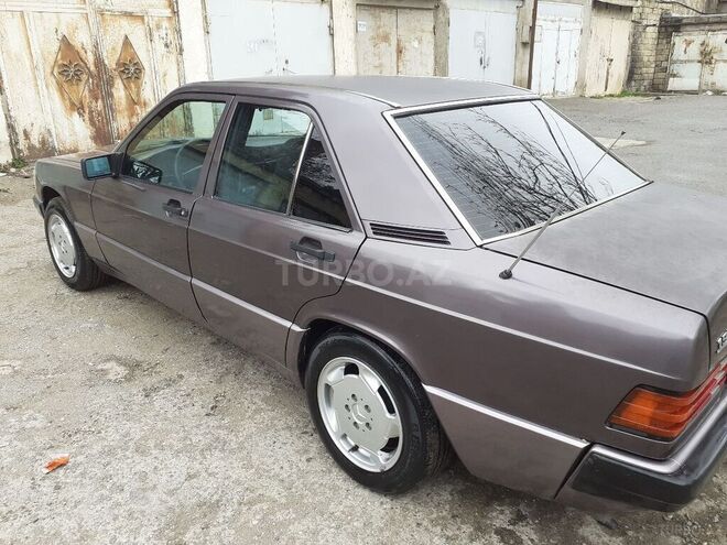 Mercedes 190 1992, 254,258 km - 2.0 l - Bakı