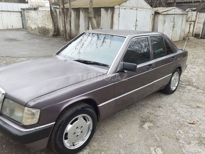 Mercedes 190 1992, 254,258 km - 2.0 l - Bakı