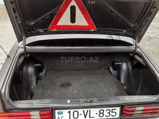 Mercedes 190 1992, 254,258 km - 2.0 l - Bakı