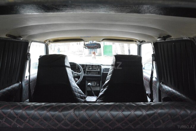LADA (VAZ) 2104 2002, 65,000 km - 1.6 л - Şabran