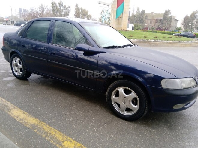 Opel Vectra 1998, 330,000 km - 1.8 l - Sumqayıt
