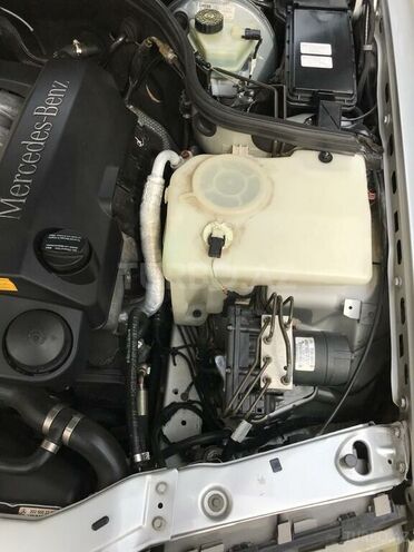 Mercedes C 240 1997, 277,000 km - 2.4 л - Bakı