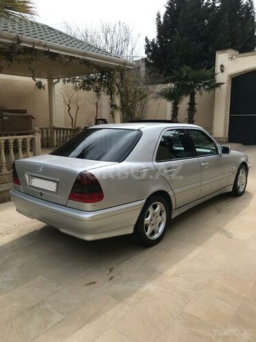 Mercedes C 240 1997, 277,000 km - 2.4 л - Bakı