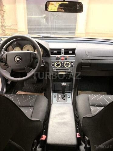 Mercedes C 240 1997, 277,000 km - 2.4 л - Bakı