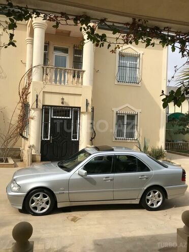 Mercedes C 240 1997, 277,000 km - 2.4 л - Bakı