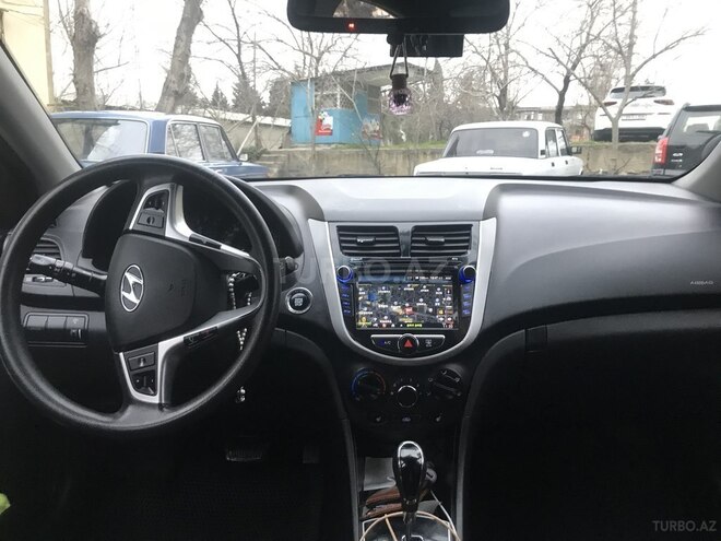 Hyundai Accent 2011, 177,000 km - 1.4 l - Bakı