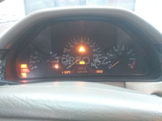 Mercedes E 240 1998, 326,399 km - 2.4 л - Bakı