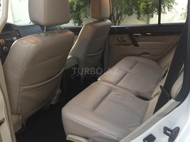 Mitsubishi Pajero 2011, 210,000 km - 3.5 l - Bakı