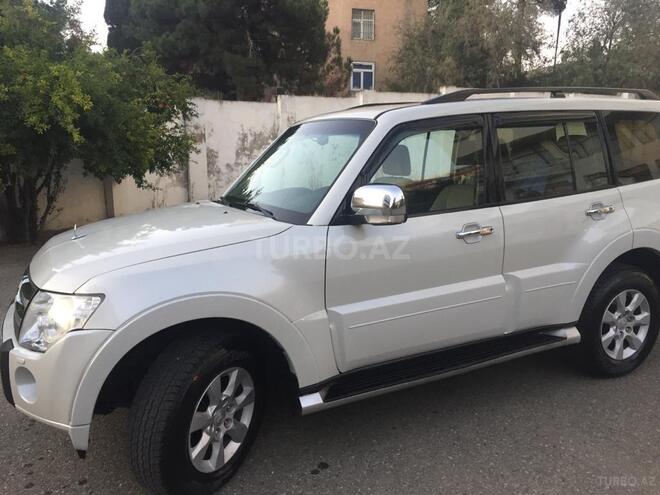 Mitsubishi Pajero 2011, 210,000 km - 3.5 l - Bakı