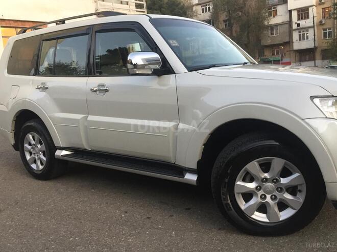 Mitsubishi Pajero 2011, 210,000 km - 3.5 l - Bakı
