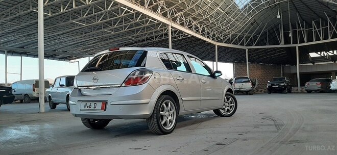Opel Astra 2008, 211,000 km - 1.4 l - Gəncə