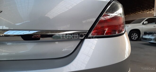 Opel Astra 2008, 211,000 km - 1.4 l - Gəncə