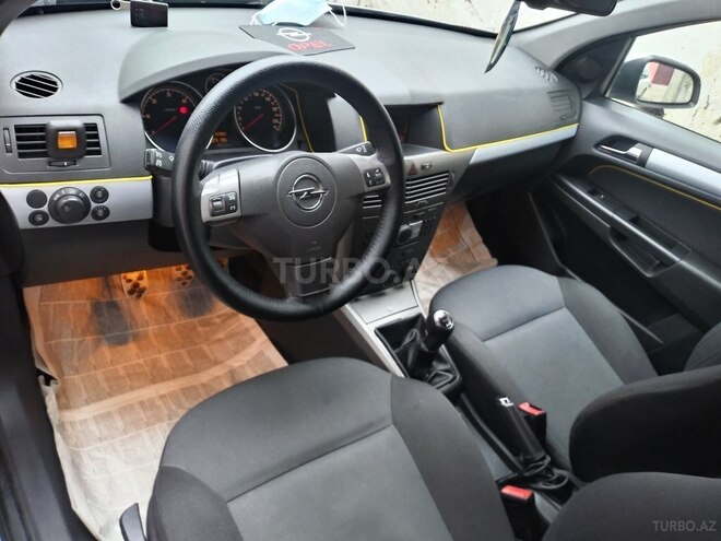 Opel Astra 2006, 225,000 km - 1.3 l - Bakı
