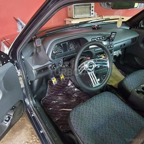 LADA (VAZ) 2115 2009, 80,000 km - 1.6 l - Şabran