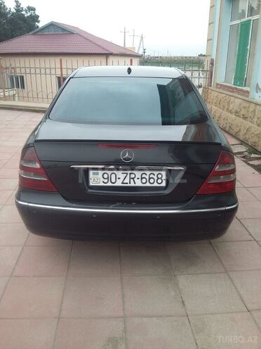 Mercedes E 220 2003, 400,000 km - 2.2 л - İmişli