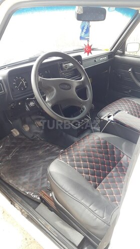 LADA (VAZ) 2107 2008, 383,210 km - 1.6 л - Saatlı