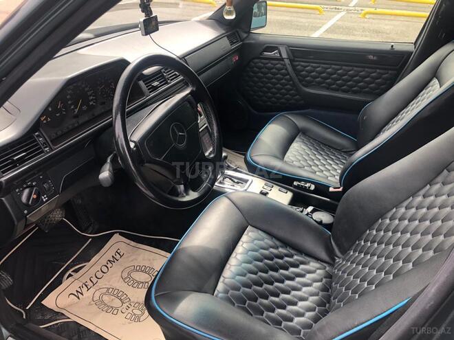 Mercedes E 280 1995, 316,700 km - 2.8 l - Bakı