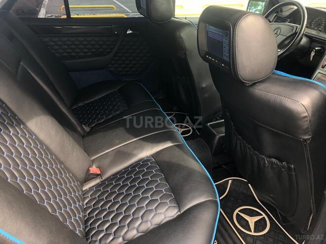 Mercedes E 280 1995, 316,700 km - 2.8 l - Bakı