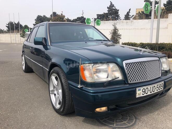 Mercedes E 280 1995, 316,700 km - 2.8 l - Bakı