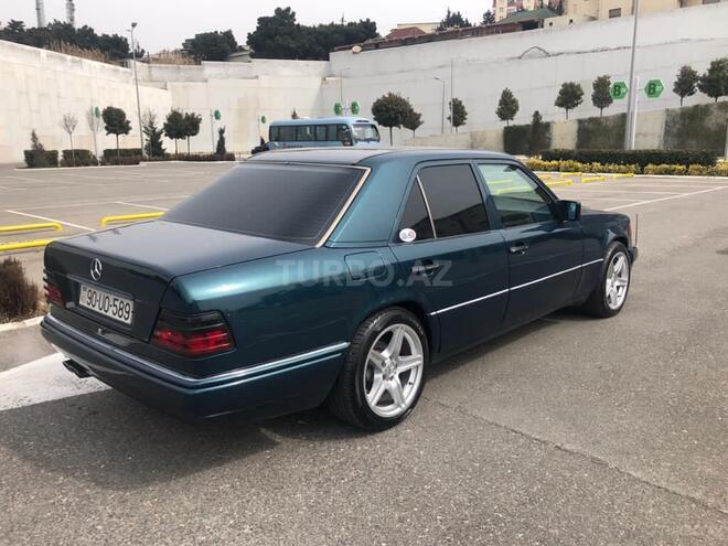 Mercedes E 280 1995, 316,700 km - 2.8 l - Bakı