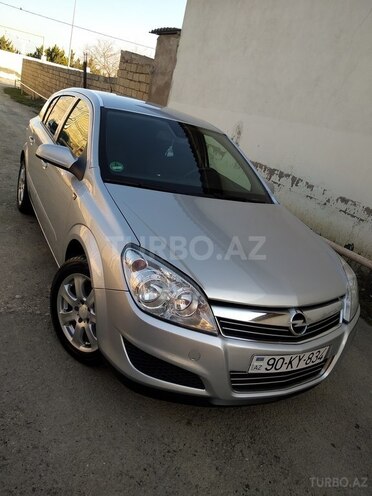 Opel Astra 2008, 130,000 km - 1.4 l - Bakı