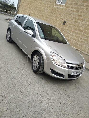 Opel Astra 2008, 130,000 km - 1.4 l - Bakı