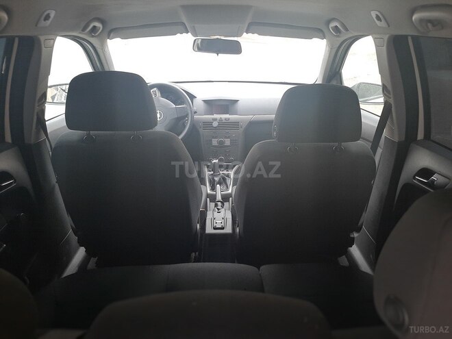 Opel Astra 2006, 205,000 km - 1.3 л - Bakı