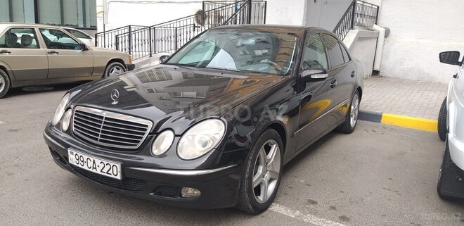 Mercedes E 220 2003, 305,000 km - 2.2 l - Bakı