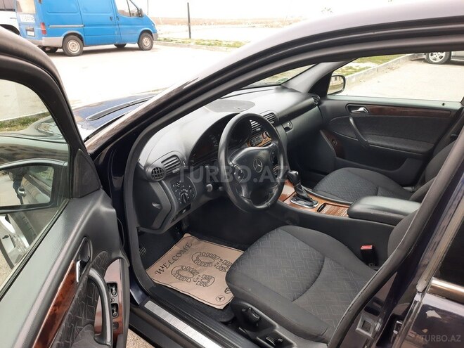 Mercedes C 240 2000, 260,000 km - 2.6 l - Bakı