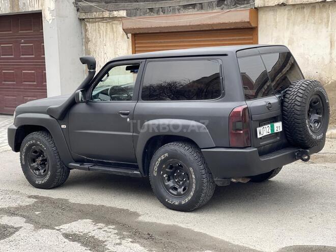 Nissan Patrol 2008, 290,000 km - 3.0 л - Bakı