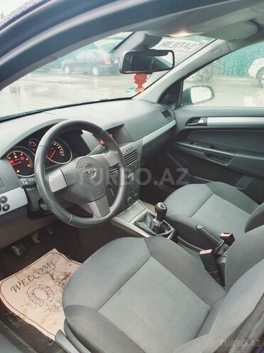 Opel Astra 2006, 235,000 km - 1.3 l - Bakı