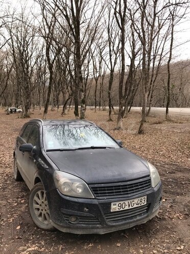 Opel Astra 2006, 198,000 km - 1.9 l - Quba