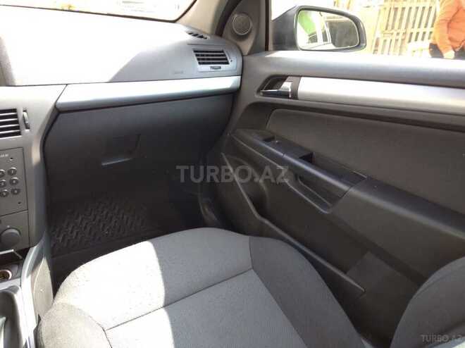 Opel Astra 2006, 260,000 km - 1.3 l - Bakı