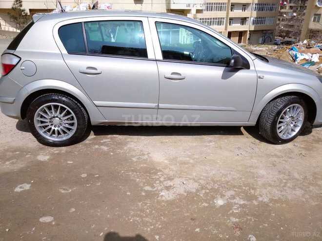 Opel Astra 2006, 260,000 km - 1.3 l - Bakı