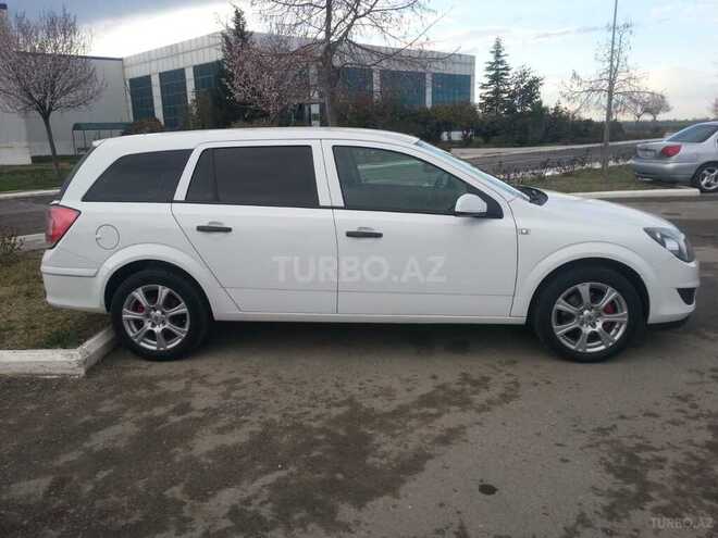 Opel Astra 2009, 225,000 km - 1.4 l - Ağcabədi