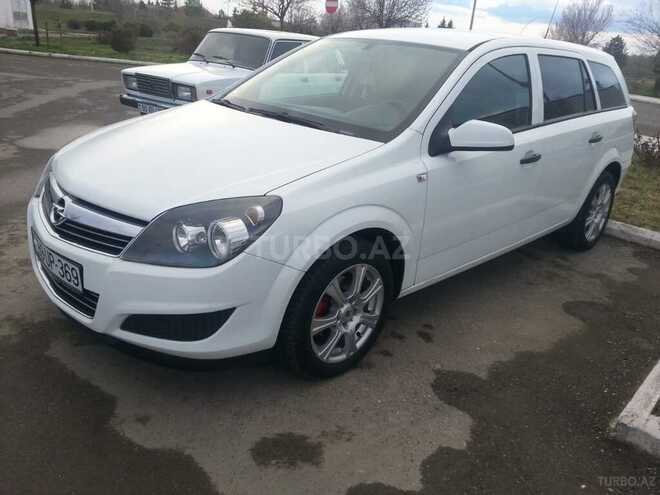 Opel Astra 2009, 225,000 km - 1.4 l - Ağcabədi