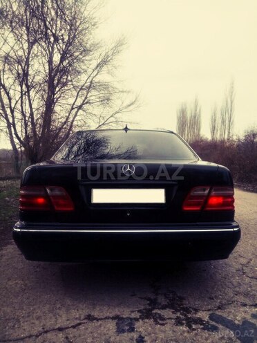 Mercedes E 280 1998, 473,000 km - 2.8 l - Sumqayıt